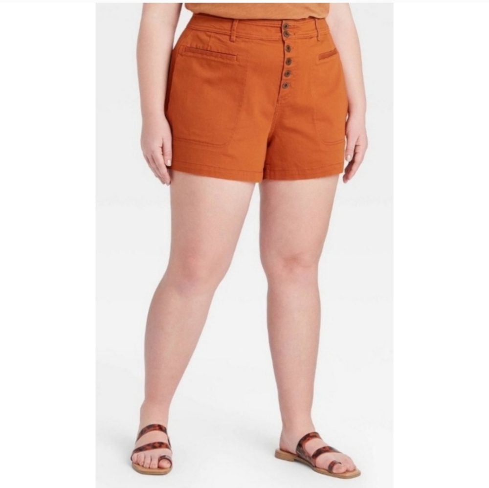Ava and viv short